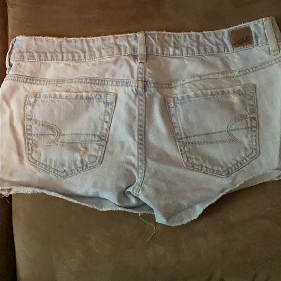 Light wash American eagle jean shirt - Picture 2 of 3